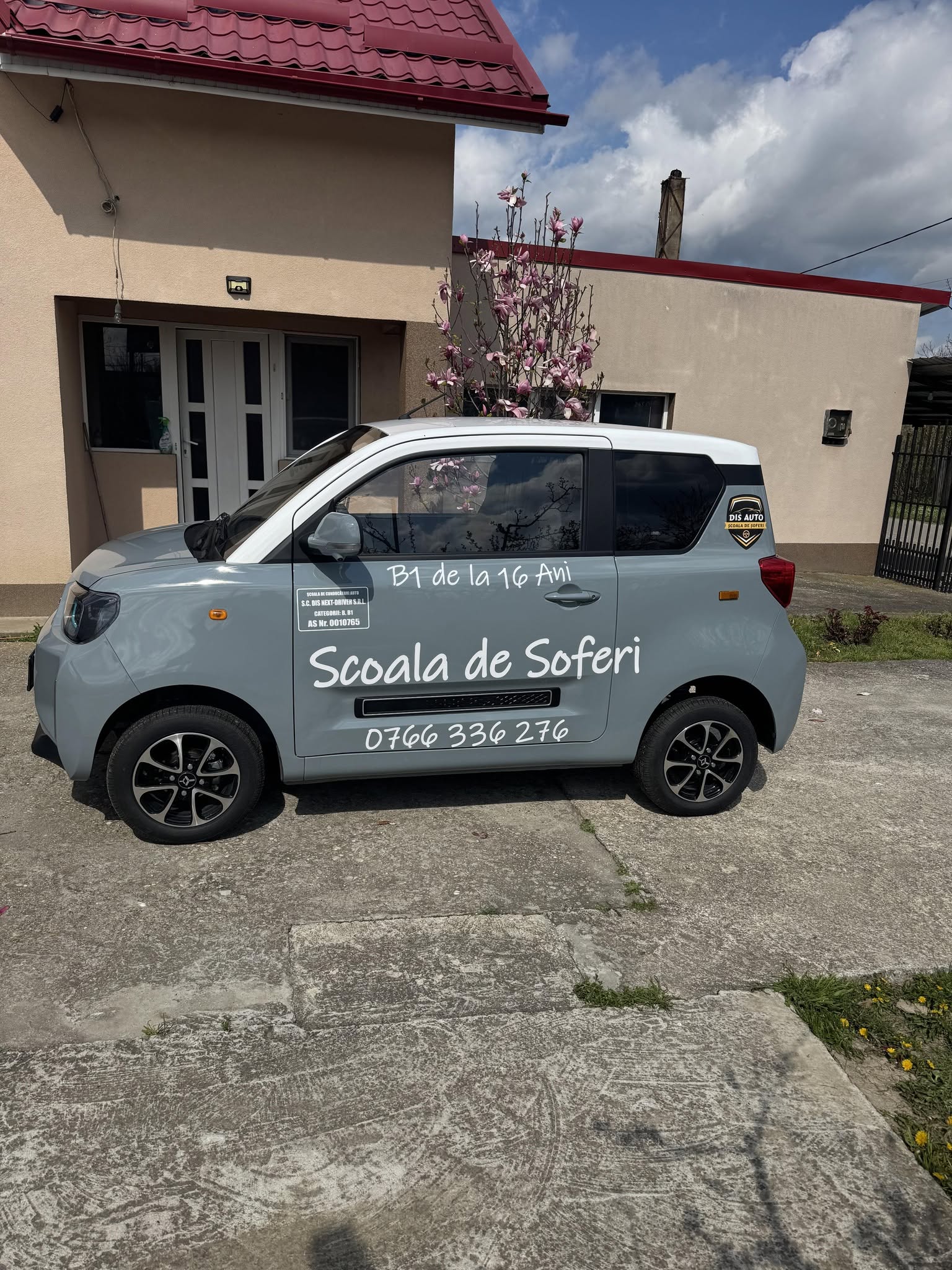 Autoturism DIS AUTO pentru pregătirea categoriei B1